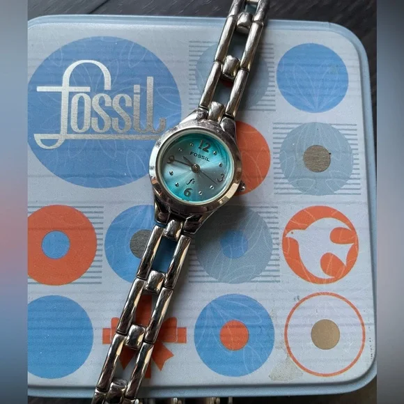 Fossil Watch - Picture 3 of 9